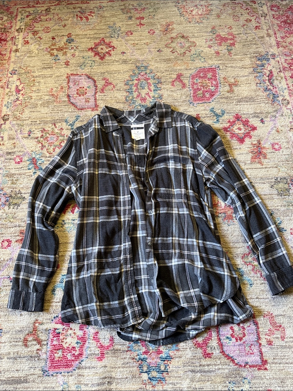 American Eagle Outfitters Black and White Plaid Button-Up Shirt